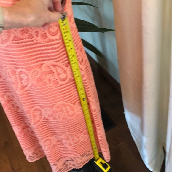 Coral lace dress - Picture 6 of 6